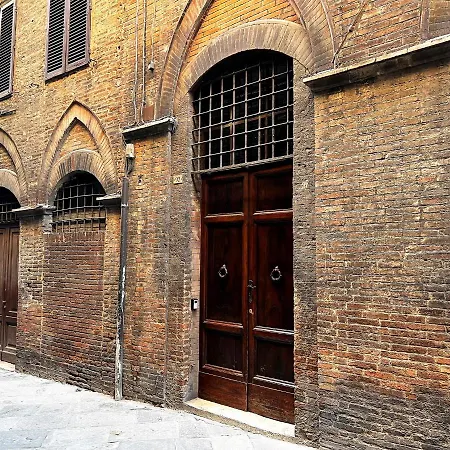 Ferienwohnung Mezzanino Al Porrione Siena Exterior foto